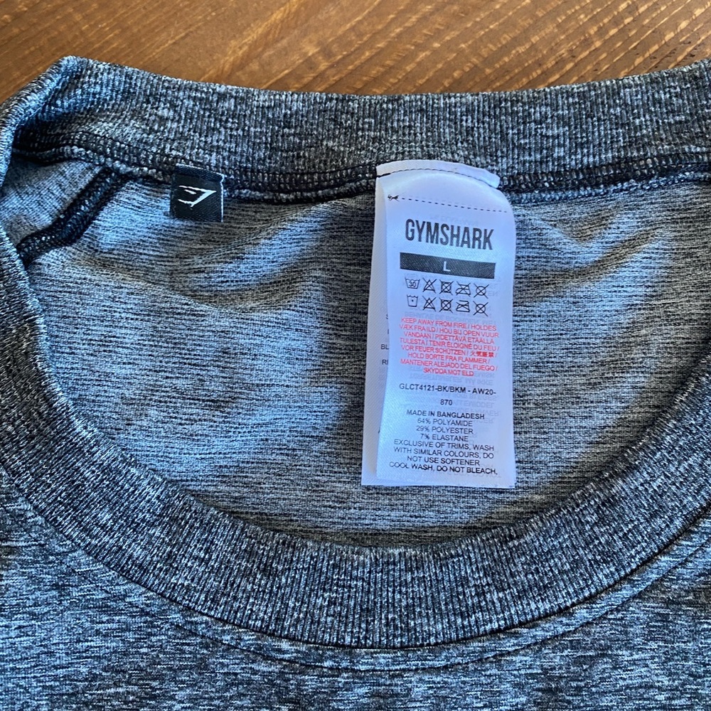 SOLD Gymshark Adapt Ombré Seamless Long Sleeve Crop Top - Picture 5 of 7